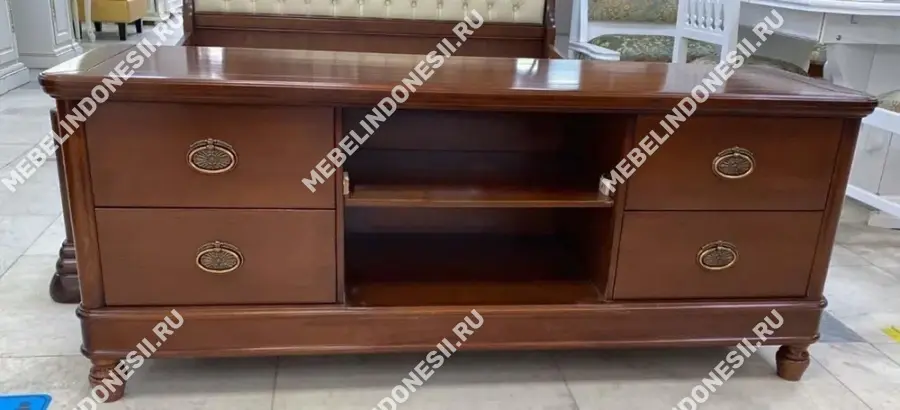 Тумба под ТВ 1500 "Мария Сильва" Орех MS930  купить в интернет магазине Мебель из массива. Звоните +7 495 961-63-63 Тумбы ТВ из массива дерева